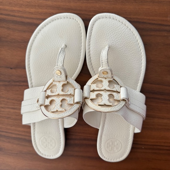 Tory Burch White Logo Thong Sandals – Sz 8.5 - Picture 2 of 4